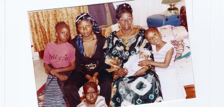 moi  'ma maman et des petits freres et soeures